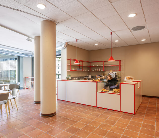 Reobre la cafeteria del MEV!